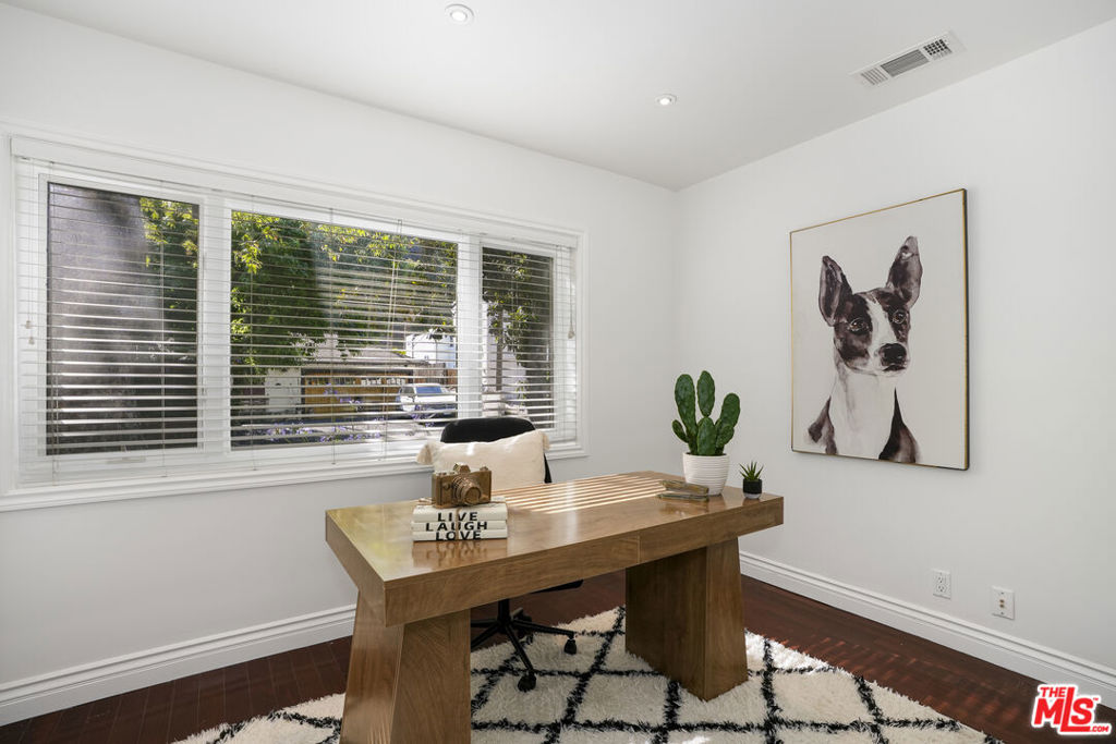 3452 Mandeville Canyon Road Property Photo 18