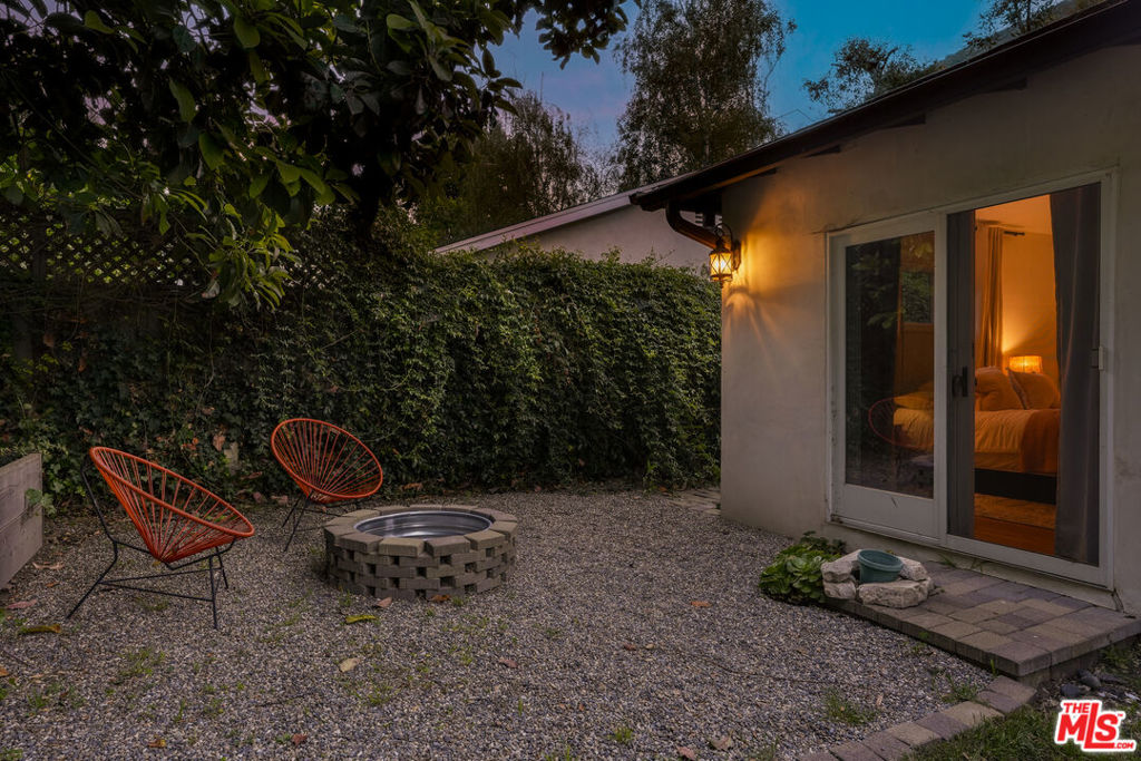 3452 Mandeville Canyon Road Property Photo 39