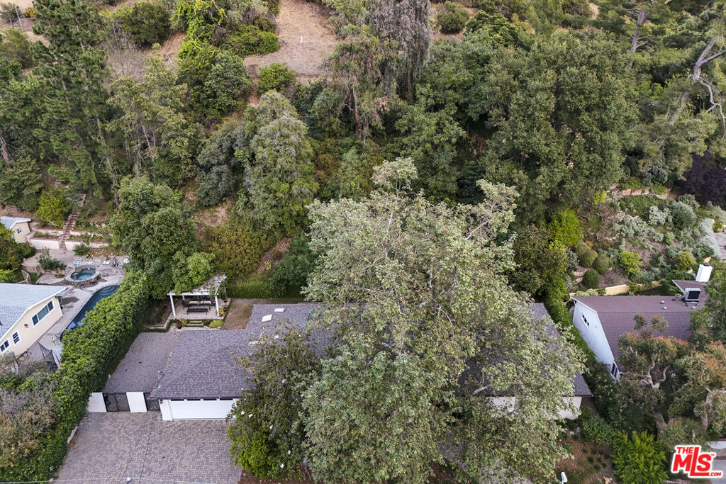 3452 Mandeville Canyon Road Property Photo 46