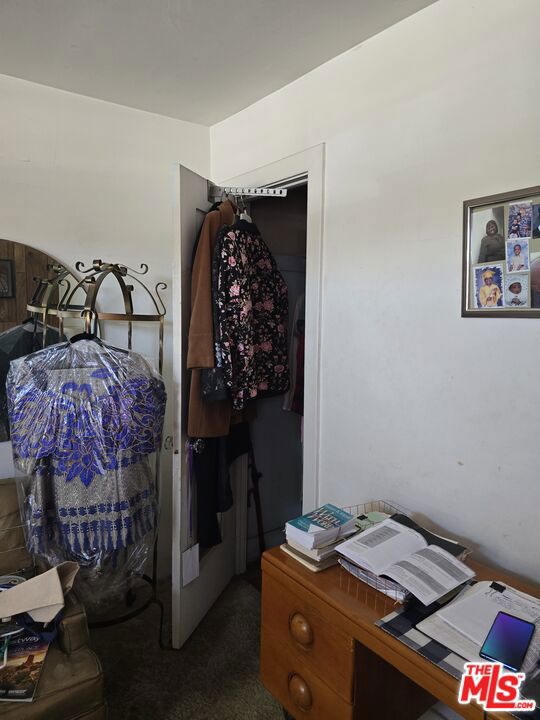 1706 W 65th Place Property Photo 38