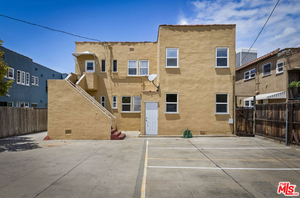 844 S Curson Avenue Property Photo 66