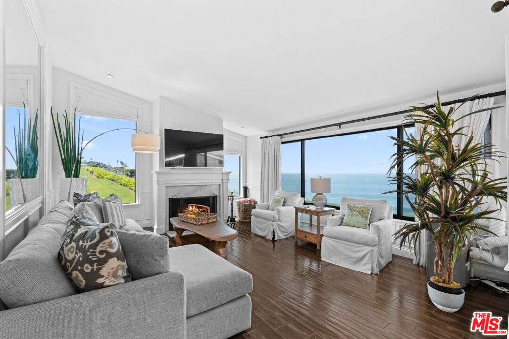 29700 Zuma Bay Way Property Photo 1