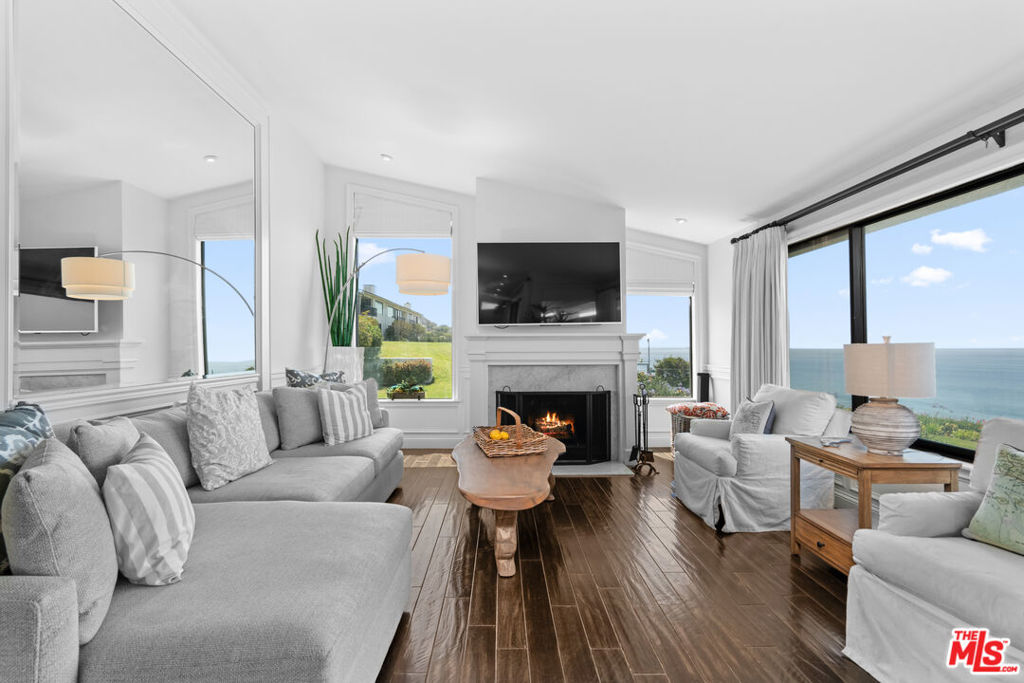 29700 Zuma Bay Way Property Photo 4