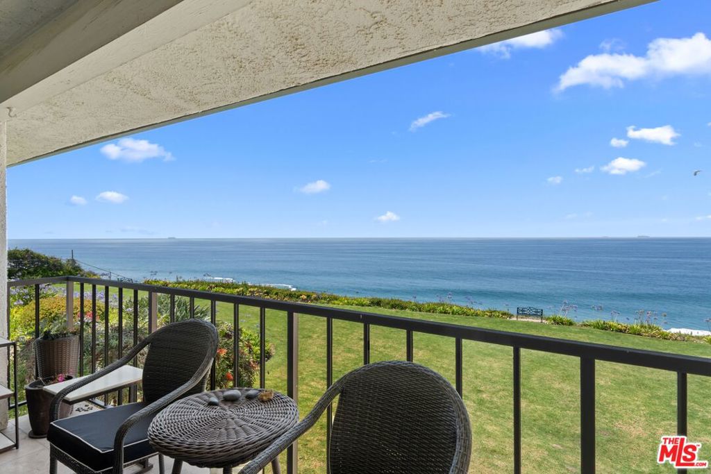 29700 Zuma Bay Way Property Photo 8