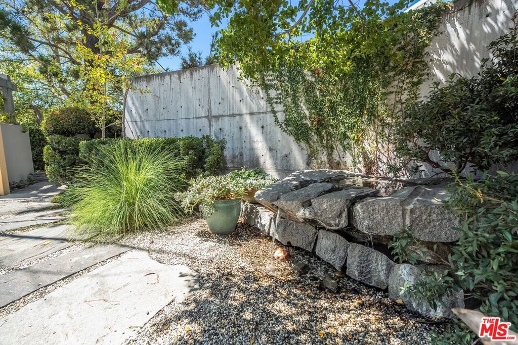 1394 Miller Drive Property Photo 10
