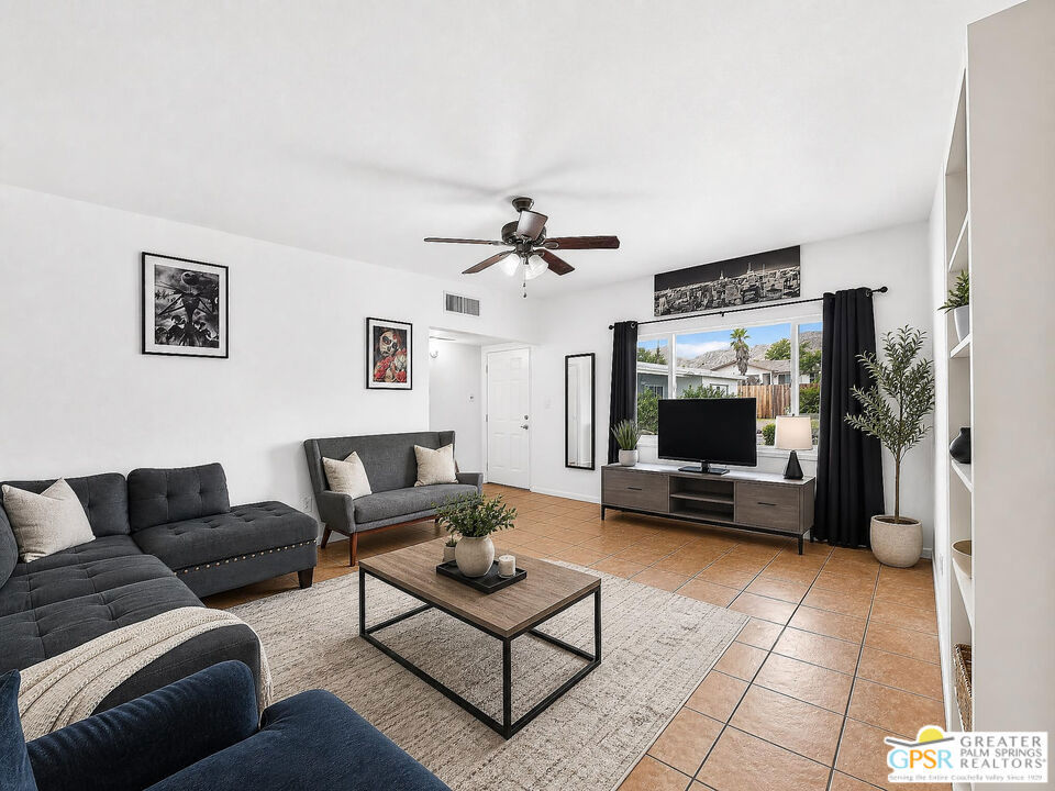 66781 Vista Place Property Photo 2