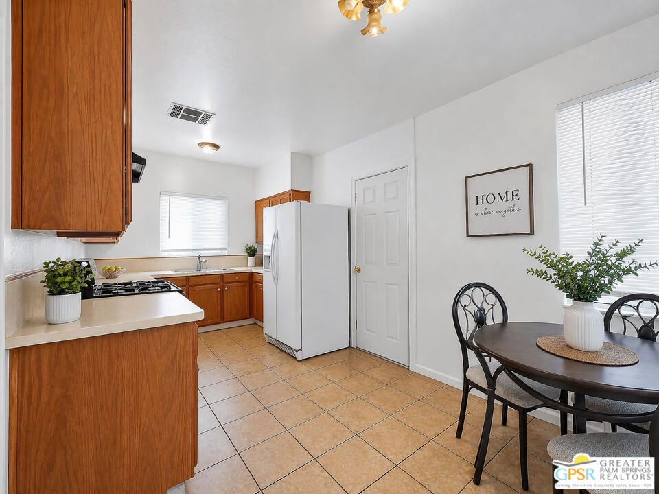 66781 Vista Place Property Photo 7
