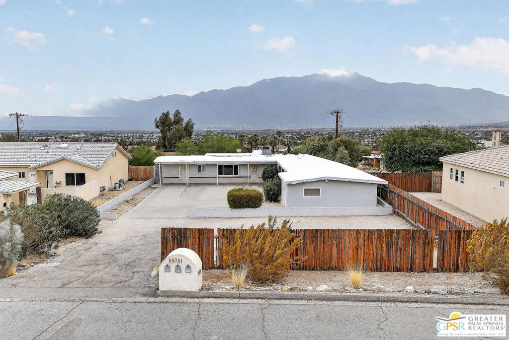 66781 Vista Place Property Photo 35