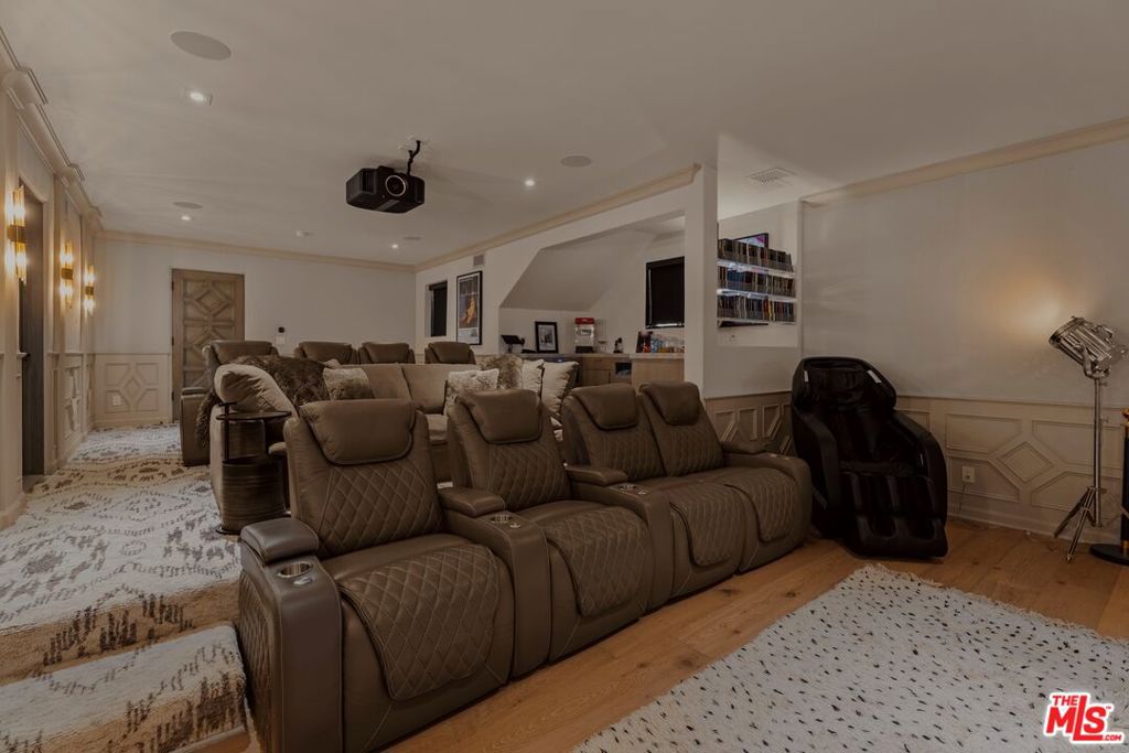 8159 Hollywood Boulevard Property Photo 25