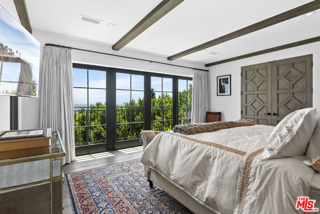 8159 Hollywood Boulevard Property Photo 35