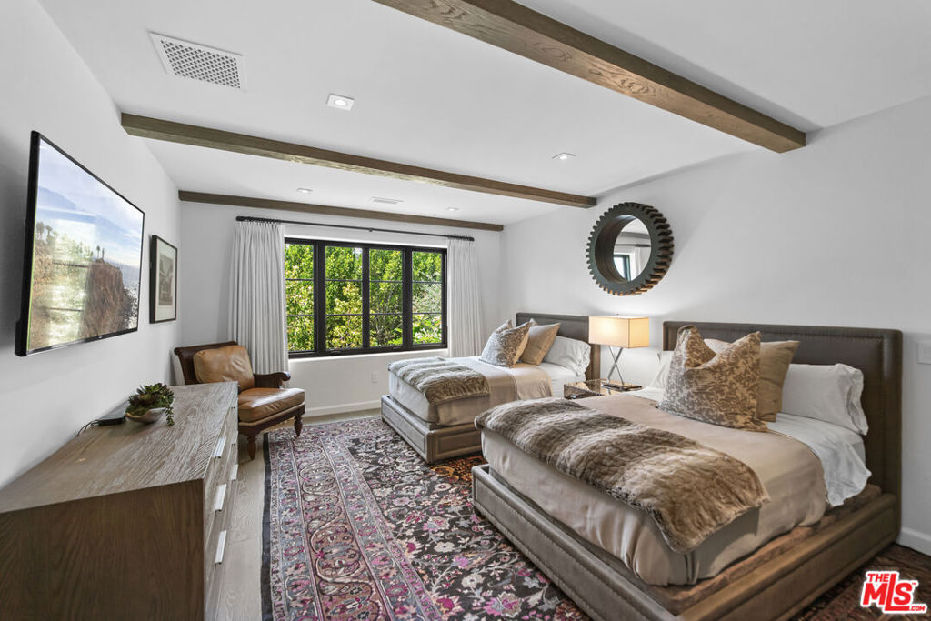 8159 Hollywood Boulevard Property Photo 36