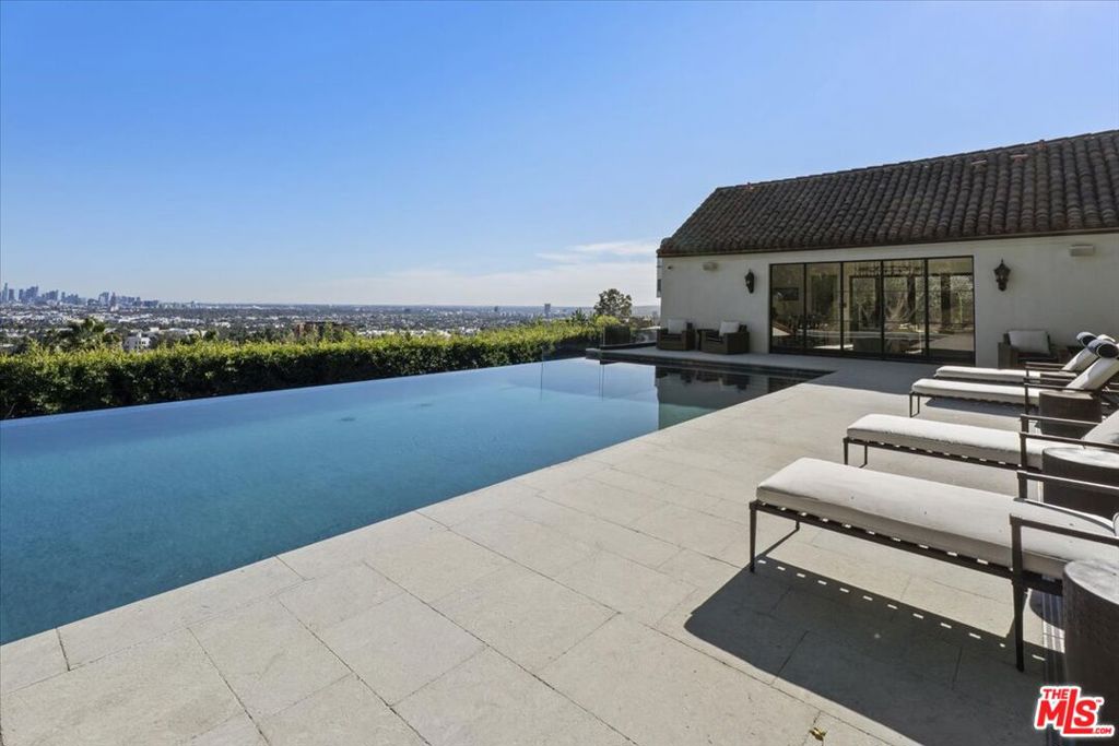 8159 Hollywood Boulevard Property Photo 55