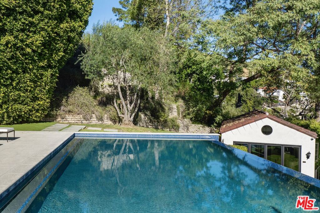 8159 Hollywood Boulevard Property Photo 57