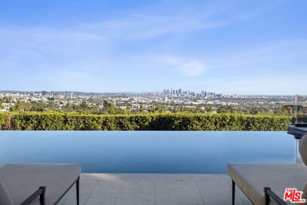 8159 Hollywood Boulevard Property Photo 58
