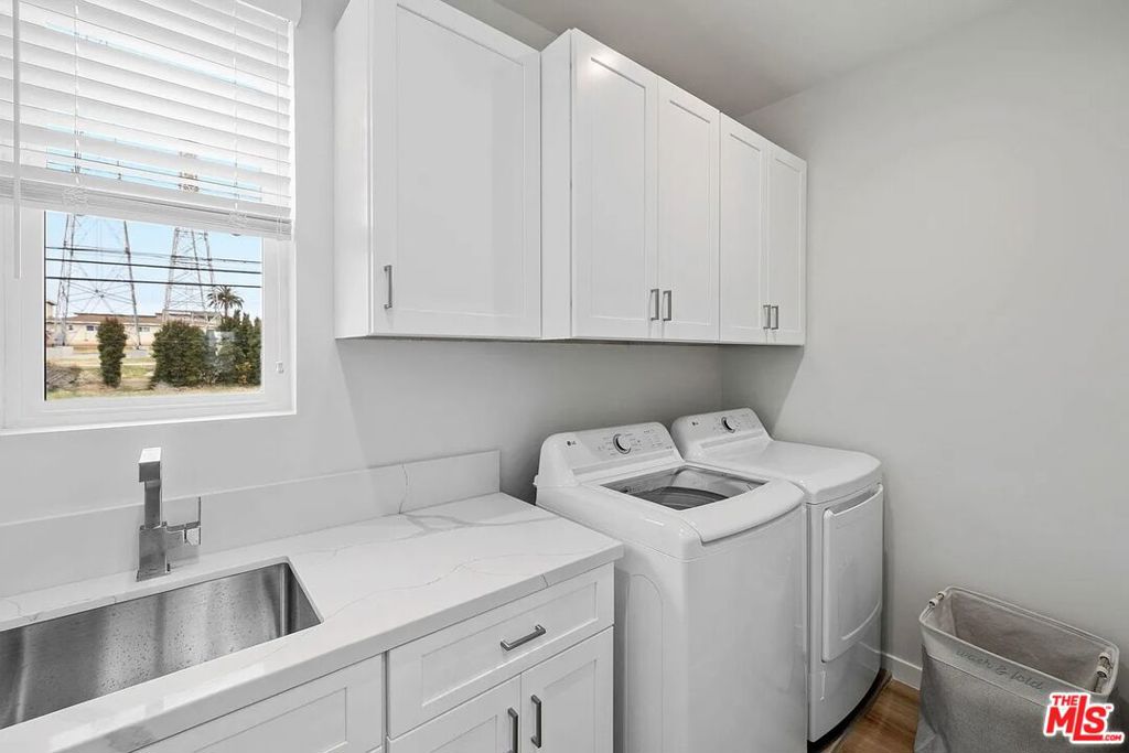 2423 Curtis Avenue Property Photo 15