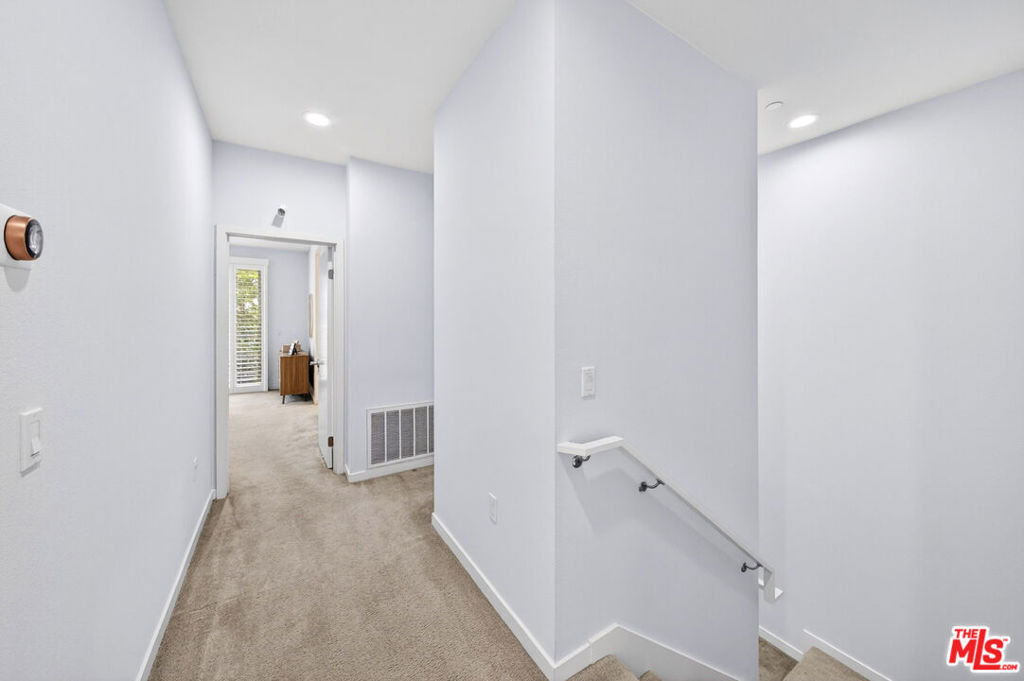 676 Colorado Circle Property Photo 25