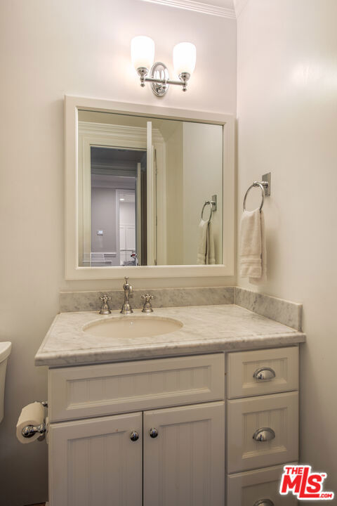 12142 Hollyglen Place Property Photo 33