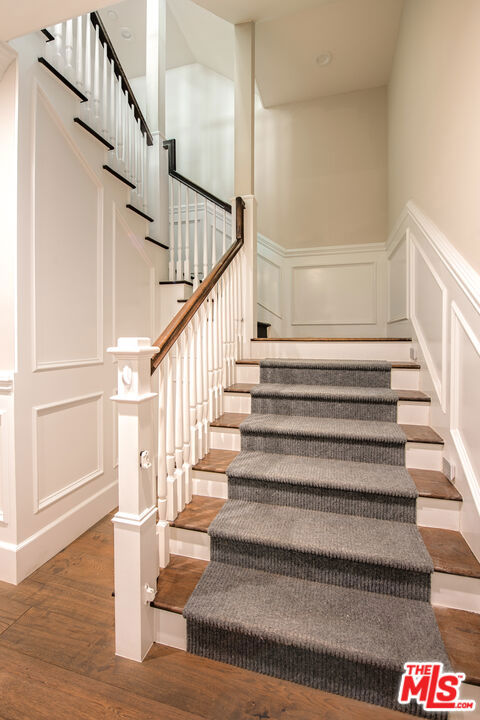 12142 Hollyglen Place Property Photo 35