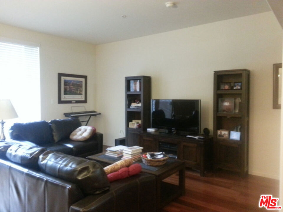 360 W Avenue 26 340 Property Photo 7