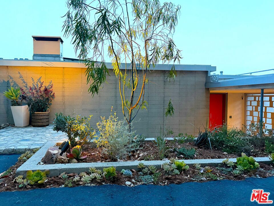 1290 Rancheros Road Property Photo 56