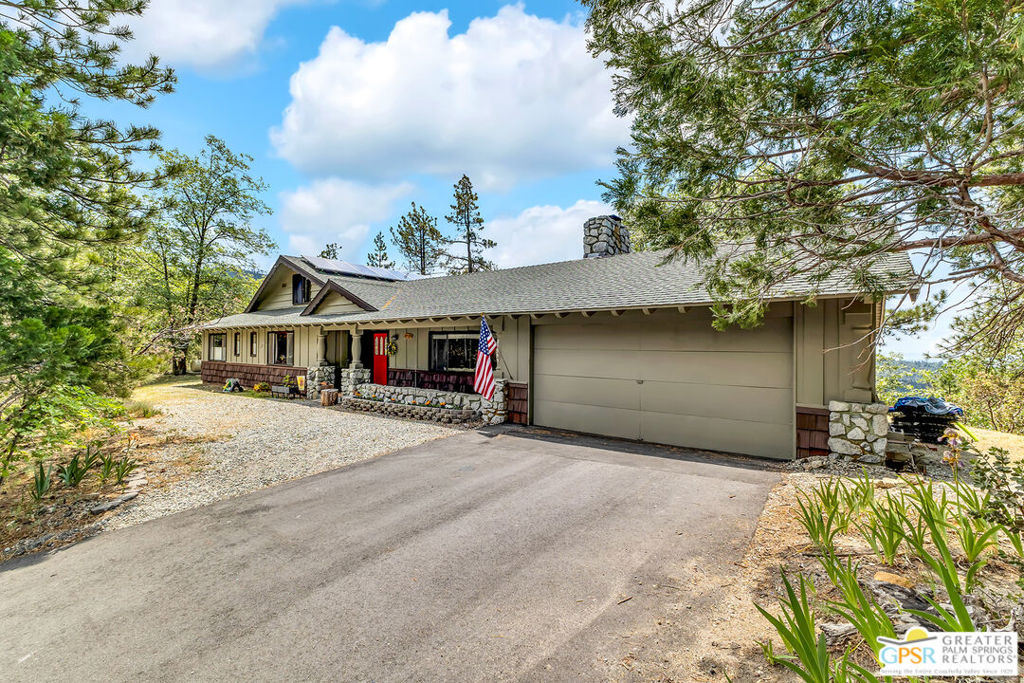 21395 Highway 243 Property Photo 2