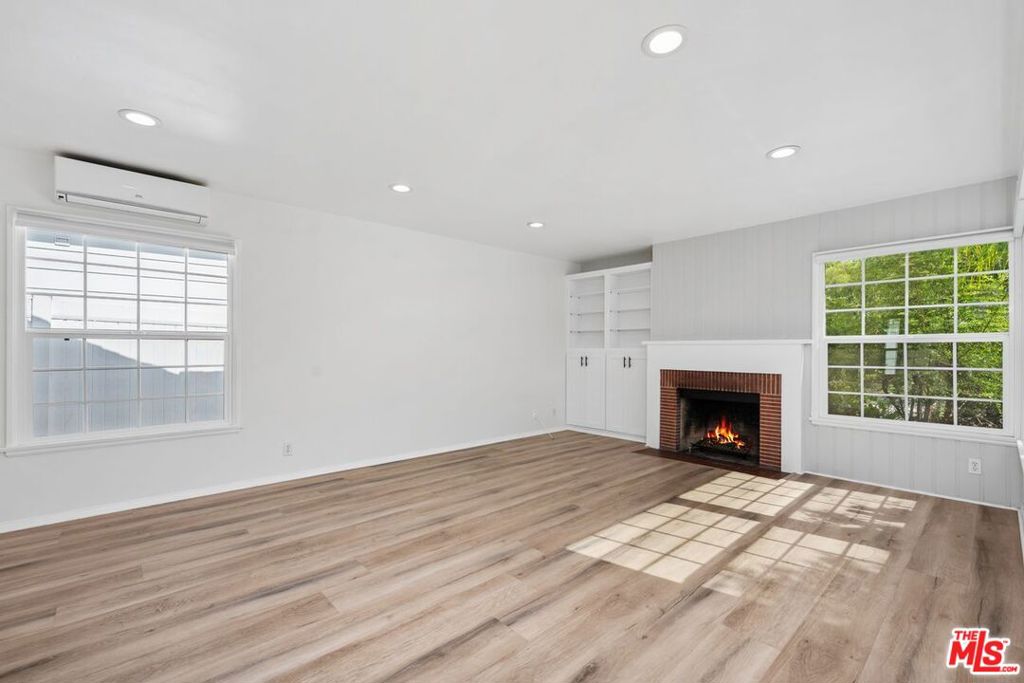 1019 Amherst Avenue Property Photo 3