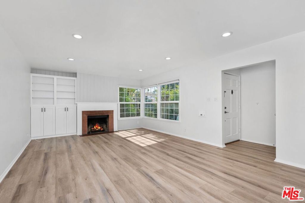 1019 Amherst Avenue Property Photo 8