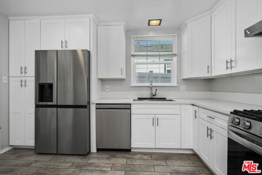 1019 Amherst Avenue Property Photo 10