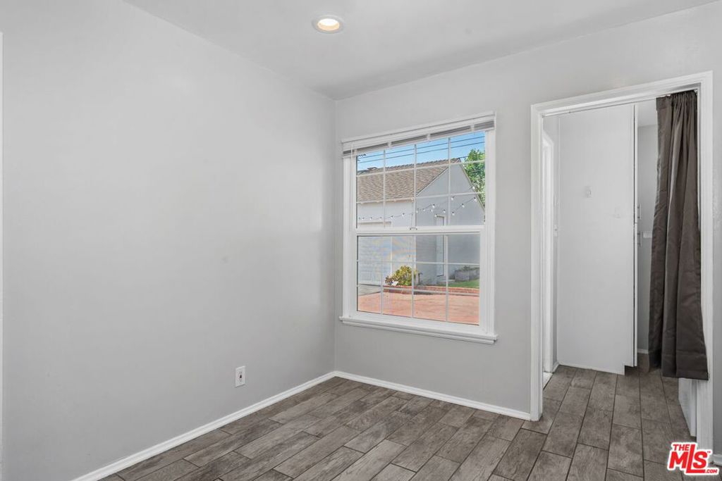 1019 Amherst Avenue Property Photo 13