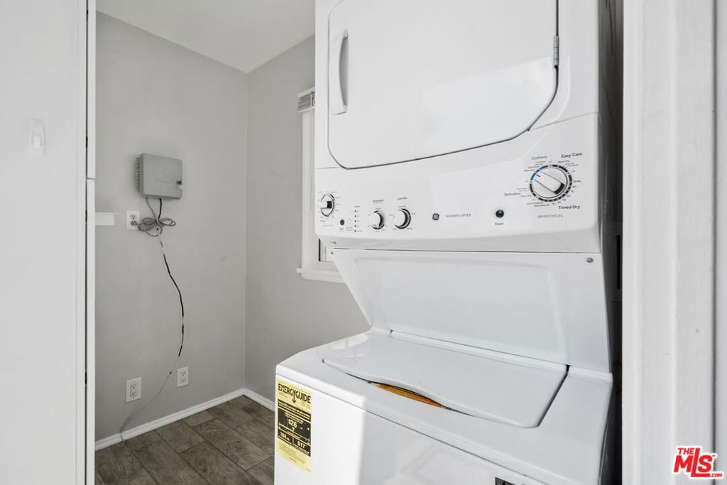 1019 Amherst Avenue Property Photo 15