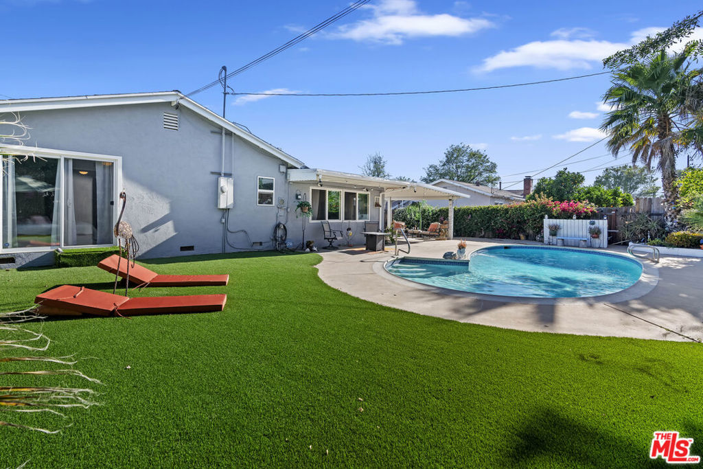 21829 Rodax Street Property Photo 1