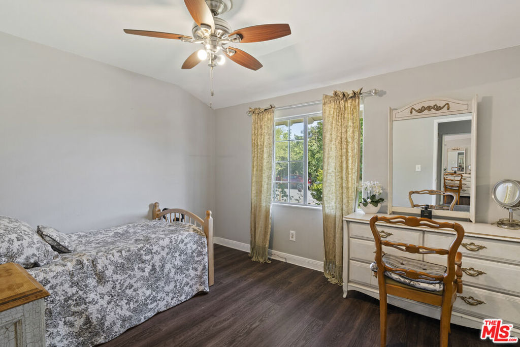 21829 Rodax Street Property Photo 18