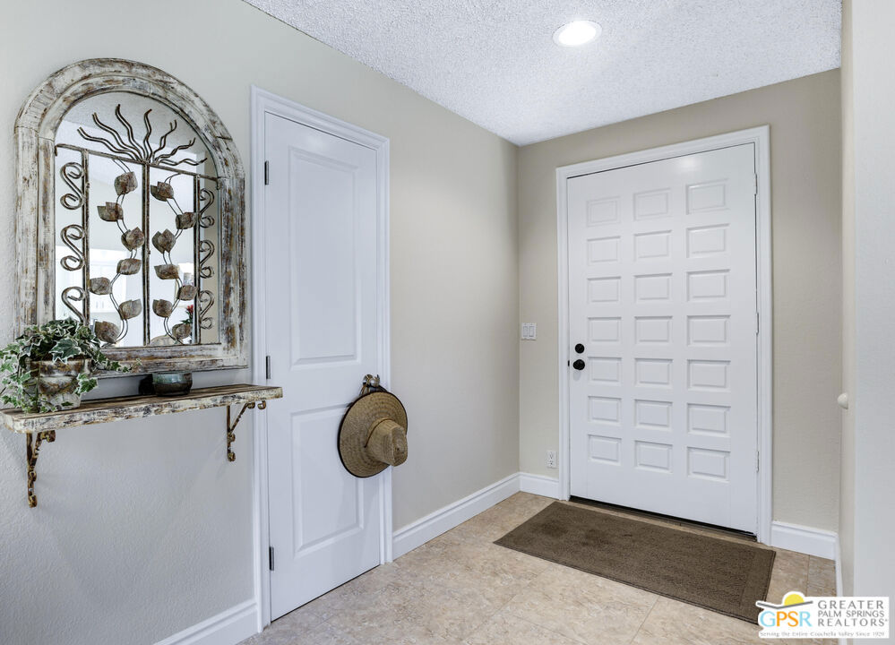 223 Serena Drive Property Photo 3