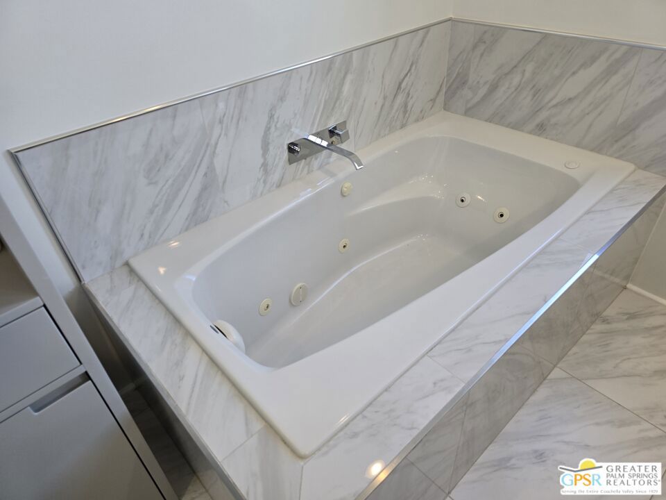 112 Via Valverde Property Photo 27