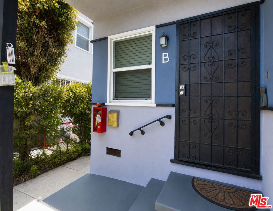 2230 Delaware Avenue Property Photo 21
