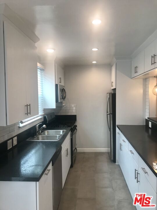 2230 Delaware Avenue Property Photo 24