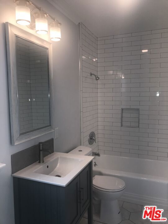 2230 Delaware Avenue Property Photo 27