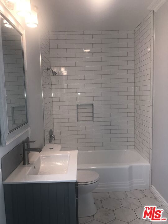 2230 Delaware Avenue Property Photo 28