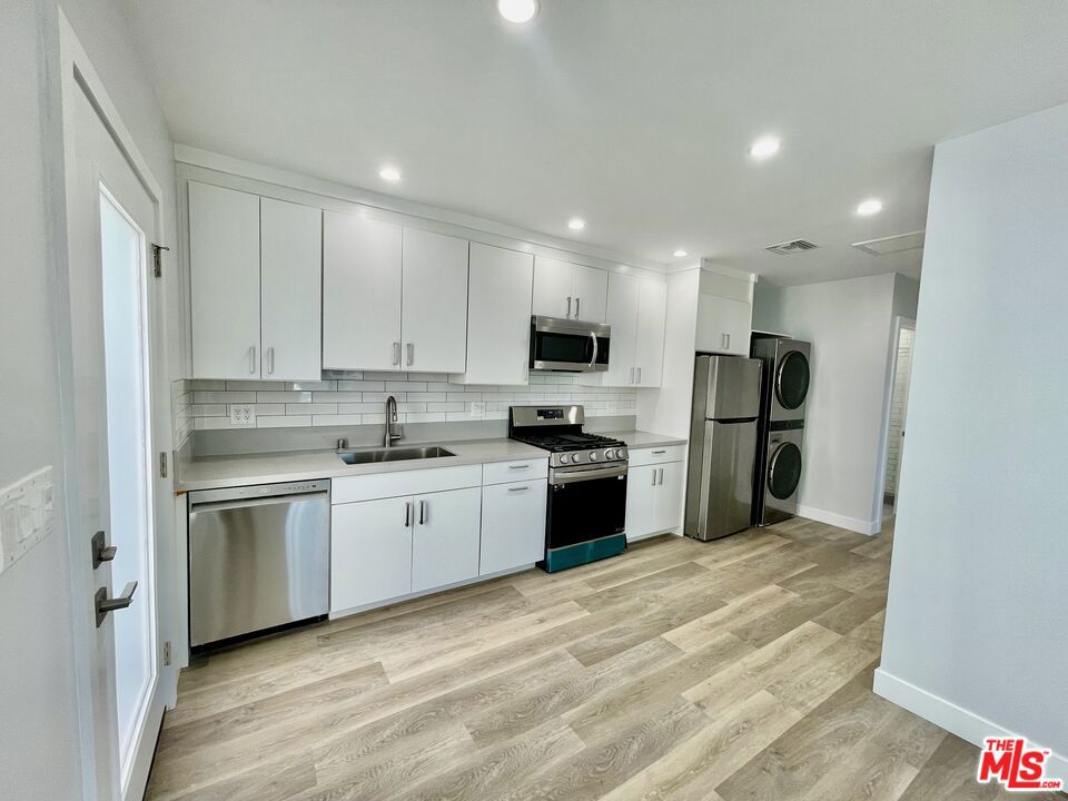 2230 Delaware Avenue Property Photo 44