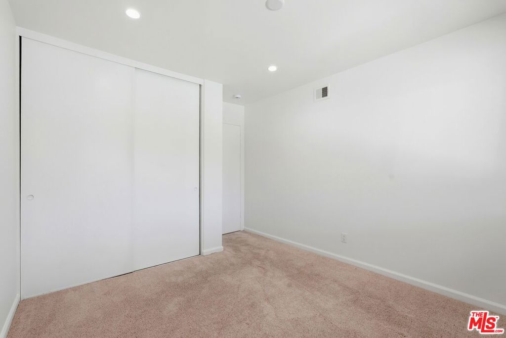 5920 Malton Avenue Property Photo 26