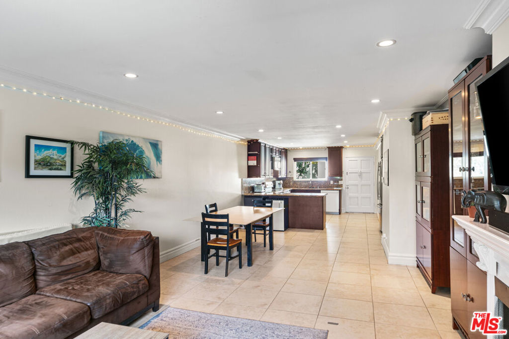 6481 Kanan Dume Road Property Photo 9