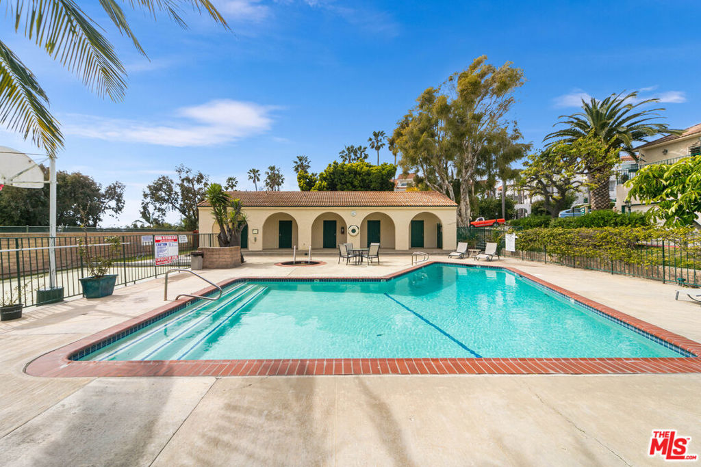 6481 Kanan Dume Road Property Photo 20