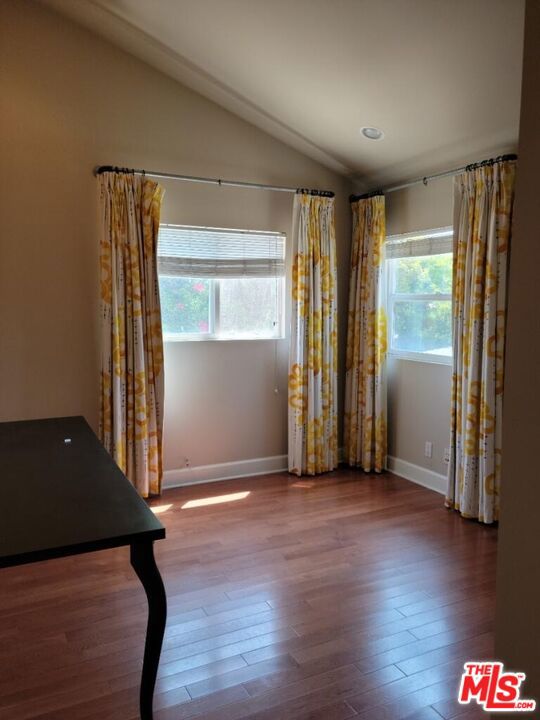 8501 Lilienthal Avenue Property Photo 4