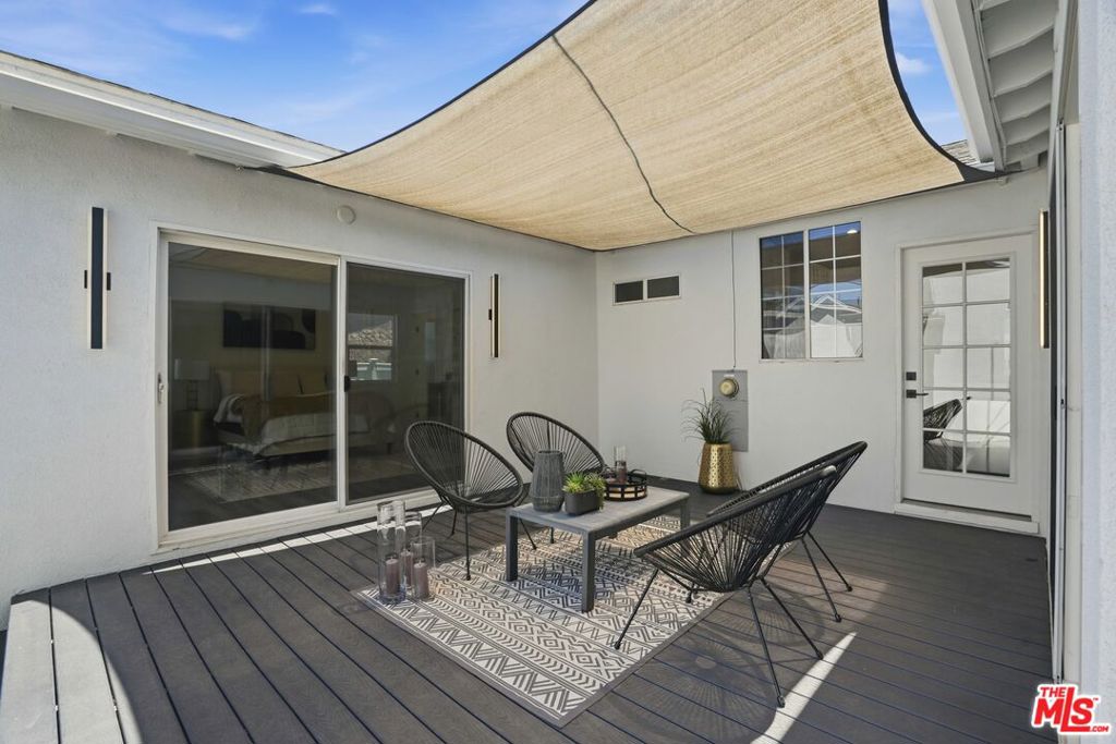 17721 Burbank Boulevard Property Photo 36