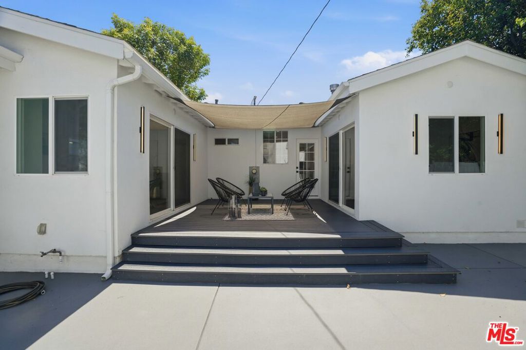 17721 Burbank Boulevard Property Photo 37