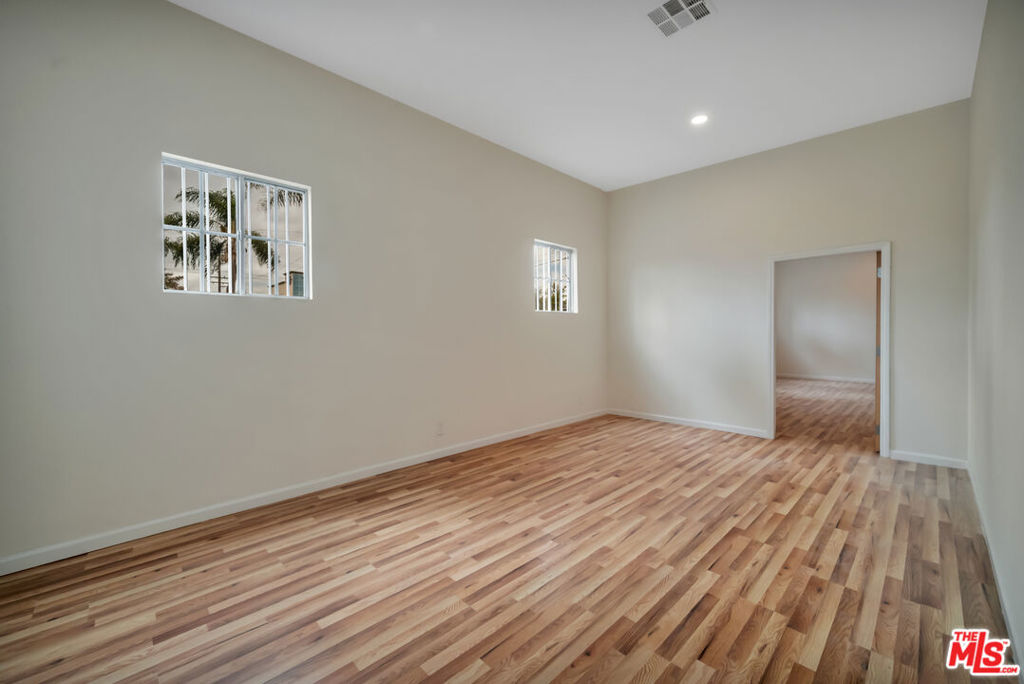 1830 W Rosecrans Avenue Property Photo 7