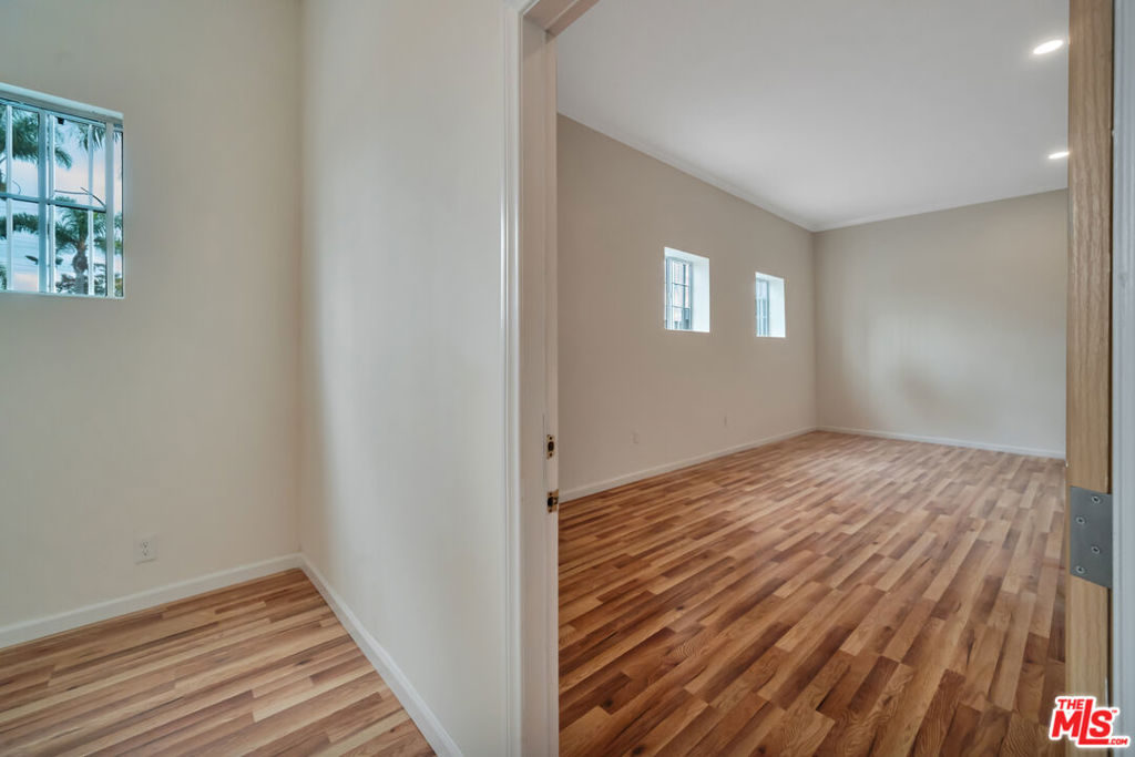1830 W Rosecrans Avenue Property Photo 9