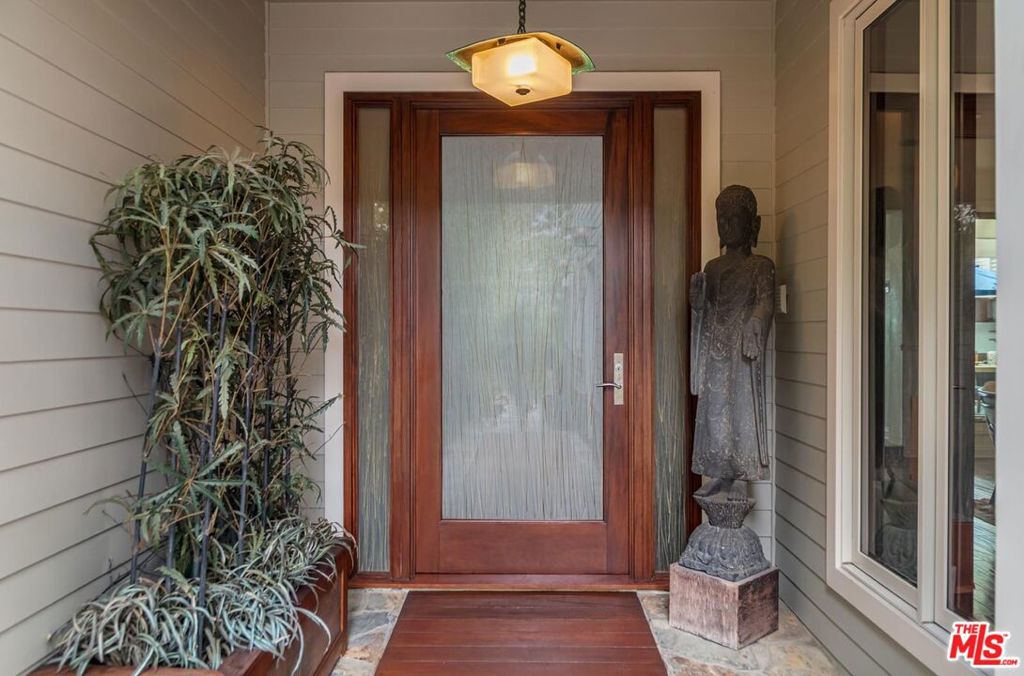 23416 Malibu Colony Road Property Photo 5