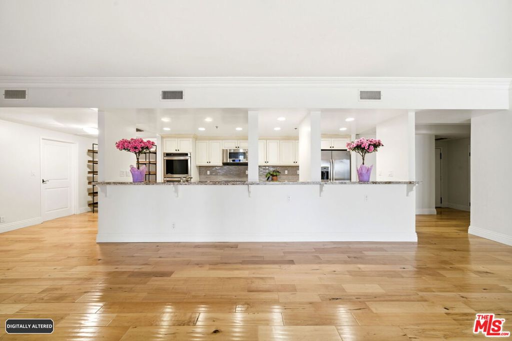10660 Wilshire Boulevard 805 Property Photo 20