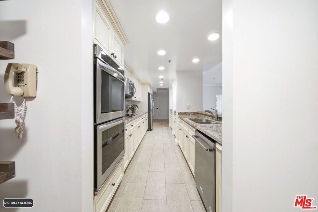 10660 Wilshire Boulevard 805 Property Photo 22